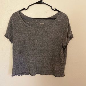 Women’s grey top